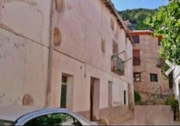 Foto 2 de Casa en venda a calle De la Ezequiel Dolz de 3 habitacions amb balcó