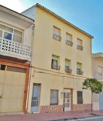 Foto 2 de Pis en venda a avenida Del Camí Real de 6 habitacions amb terrassa