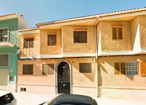 Foto 1 de Casa adossada en venda a avenida De la Magdalena de 5 habitacions amb garatge i aire acondicionat