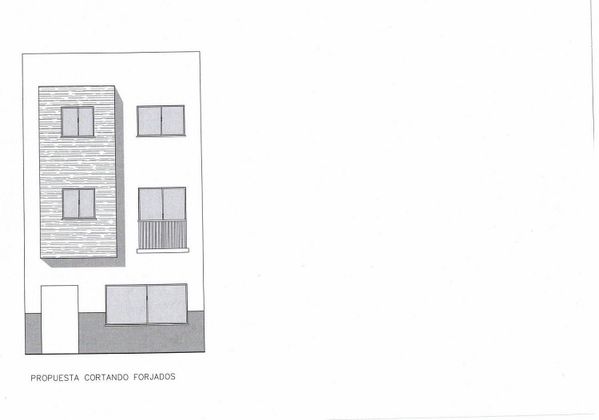 Foto 2 de Casa en venta en Vall d´Uixó (la) de 3 habitaciones con terraza