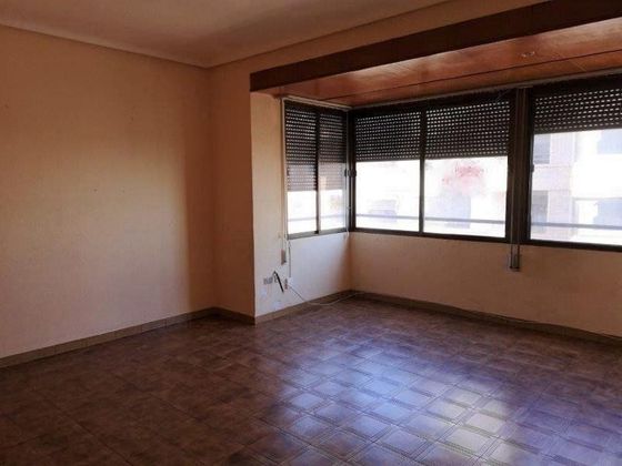 Foto 1 de Venta de piso en Cariñena - Carinyena de 3 habitaciones con ascensor