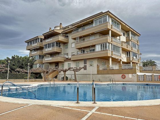 Foto 1 de Ático en venta en El Grao de 3 habitaciones con terraza y piscina