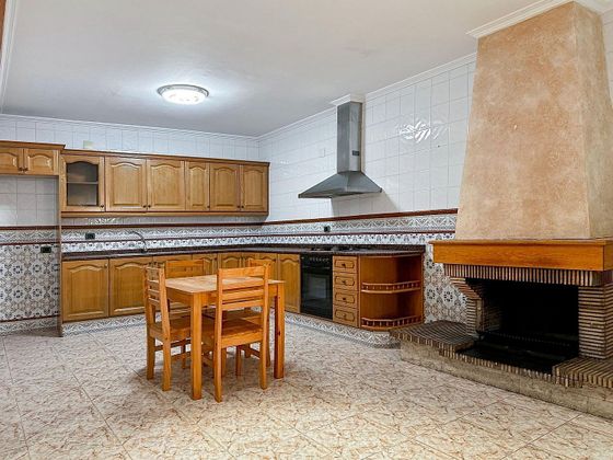 Foto 1 de Casa en venta en Centro - Villarreal de 4 habitaciones con terraza y garaje