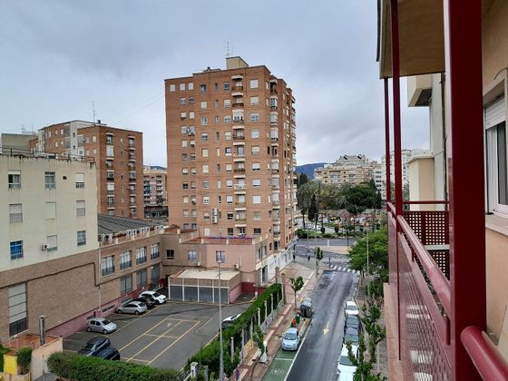 Foto 1 de Venta de piso en Centro - Murcia de 4 habitaciones con terraza y balcón