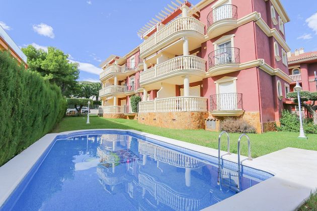 Foto 1 de Pis en venda a calle Malentivet de 2 habitacions amb terrassa i piscina