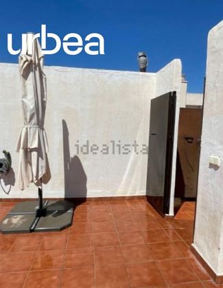 Foto 2 de Ático en venta en Perchel Norte - La Trinidad de 2 habitaciones con terraza y aire acondicionado