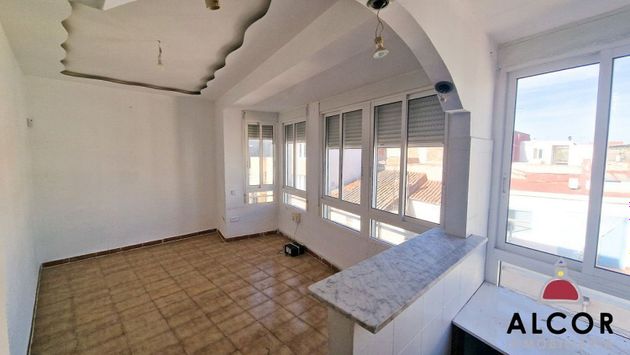Foto 1 de Pis en venda a calle D'alcalà de Xivert de 3 habitacions i 69 m²