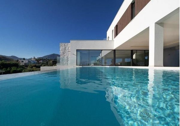 Foto 2 de Xalet en venda a Benahavís de 5 habitacions amb terrassa i piscina