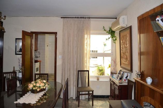 Foto 1 de Casa adossada en venda a Centro - Castellón de la Plana de 4 habitacions amb terrassa i balcó