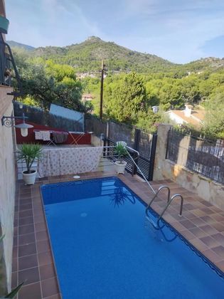 Foto 1 de Venta de chalet en Montornés - Las Palmas - El Refugio de 5 habitaciones con terraza y piscina