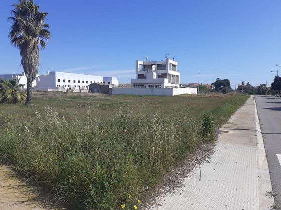 Foto 2 de Terreno en venta en Playa de Almazora-Ben Afeli de 1376 m²