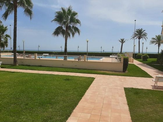 Foto 2 de Pis en venda a Benicasim Golf de 2 habitacions amb terrassa i piscina