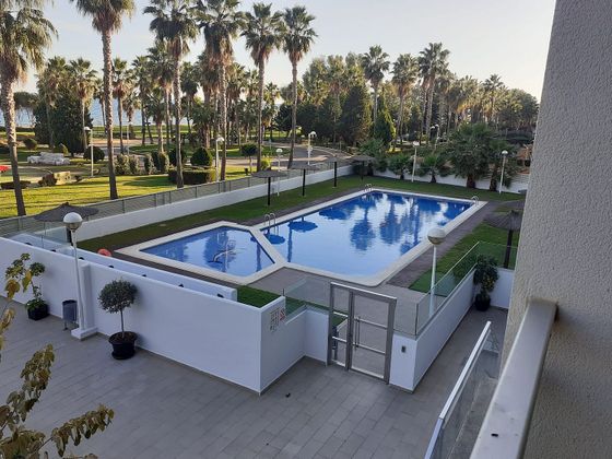 Foto 2 de Piso en venta en edificio Mondrian de 3 habitaciones con terraza y piscina