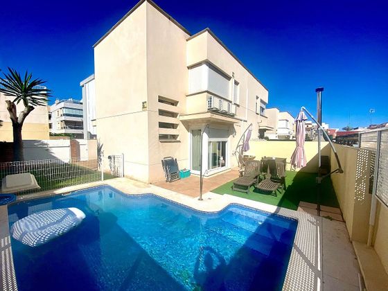 Foto 1 de Casa en venda a Zona Playa Morro de Gos de 3 habitacions amb terrassa i piscina