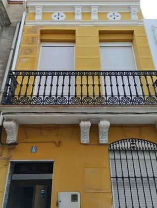 Foto 1 de Casa en venda a Camino de Onda - Salesianos - Centro de 3 habitacions amb terrassa i balcó