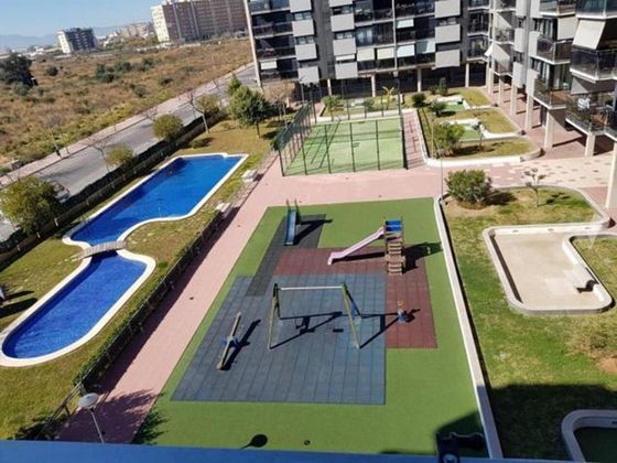 Foto 1 de Pis en venda a Parque Sensal de 3 habitacions amb terrassa i piscina
