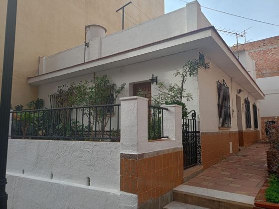 Foto 1 de Casa en venda a Las Lagunas de 3 habitacions amb terrassa