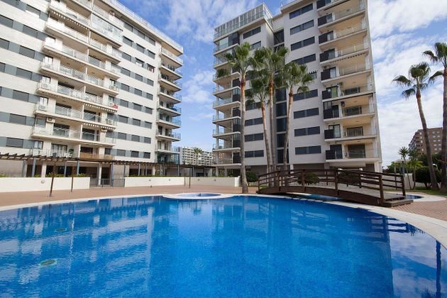 Foto 1 de Àtic en venda a avenida Central de 4 habitacions amb terrassa i piscina