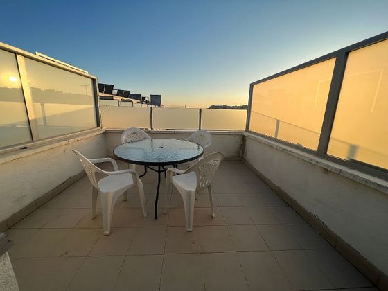 Foto 1 de Ático en alquiler en Ensanche de Vallecas - Valdecarros de 1 habitación con terraza y piscina