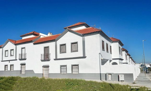 Foto 1 de Casa en venta en calle Utrera de 3 habitaciones con terraza y balcón