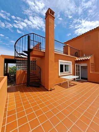Foto 2 de Venta de ático en Los Álamos de 4 habitaciones con terraza y piscina