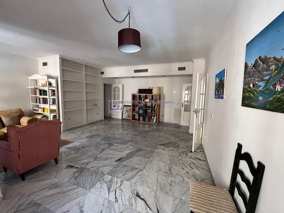 Foto 1 de Piso en alquiler en Centro - Cáceres de 3 habitaciones con garaje y aire acondicionado