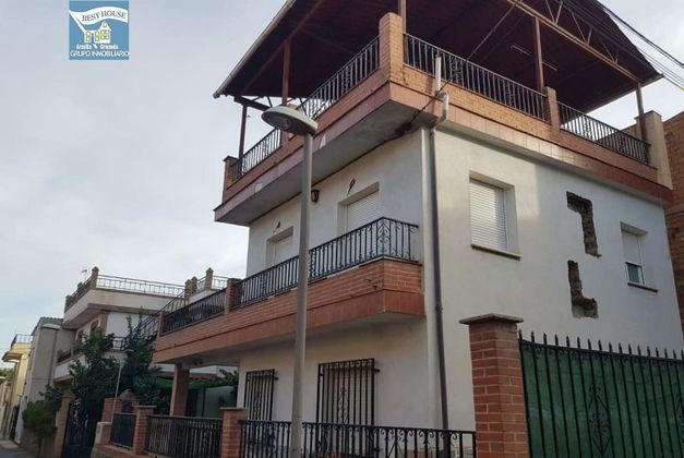 Foto 1 de Chalet en venta en Huétor Vega de 2 habitaciones con terraza