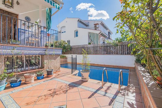 Foto 1 de Casa en venda a Pedanías de Granada de 4 habitacions amb terrassa i piscina