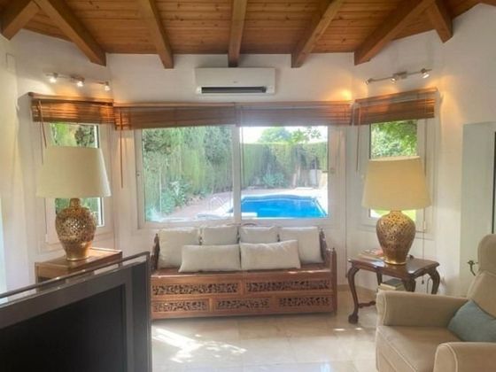 Foto 2 de Venta de chalet en Montemar de 4 habitaciones con terraza y piscina