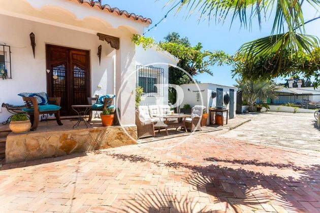 Foto 2 de Xalet en venda a Oliva Playa de 3 habitacions amb terrassa i jardí