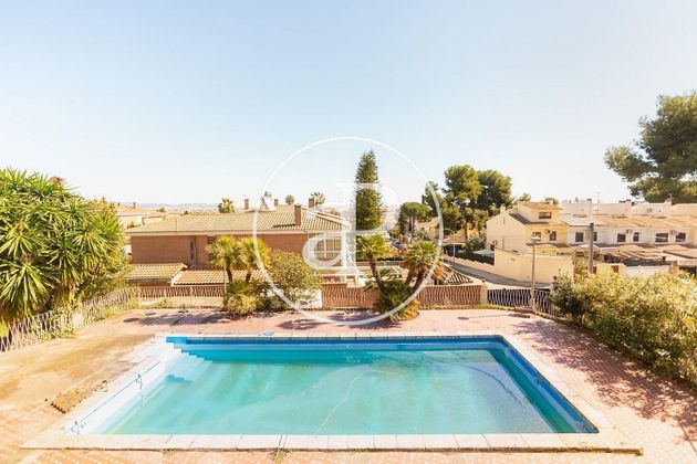 Foto 2 de Xalet en venda a Zona Avenida Alta - Auditorio de 6 habitacions amb terrassa i piscina