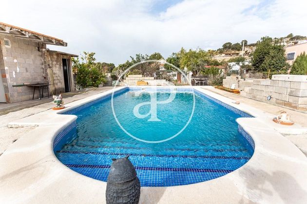 Foto 1 de Venta de chalet en Pedralba de 2 habitaciones con terraza y piscina