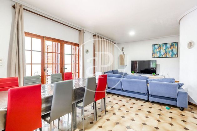 Foto 2 de Alquiler de casa en Olocau de 4 habitaciones con terraza y piscina