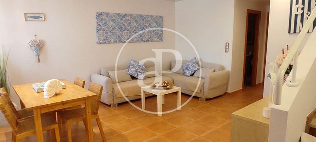 Foto 1 de Alquiler de casa adosada en Almardà de 2 habitaciones con terraza y piscina