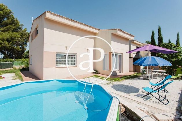 Foto 2 de Chalet en alquiler en Pla dels Aljubs de 3 habitaciones con terraza y piscina