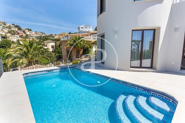 Foto 2 de Venta de chalet en Pinar del Advocat - Cometa de 4 habitaciones con terraza y piscina