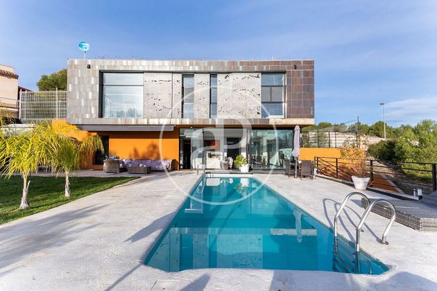 Foto 1 de Casa en lloguer a Olocau de 6 habitacions amb terrassa i piscina