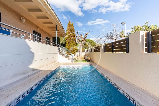 Foto 2 de Alquiler de casa en Els Terrers de 5 habitaciones con terraza y piscina