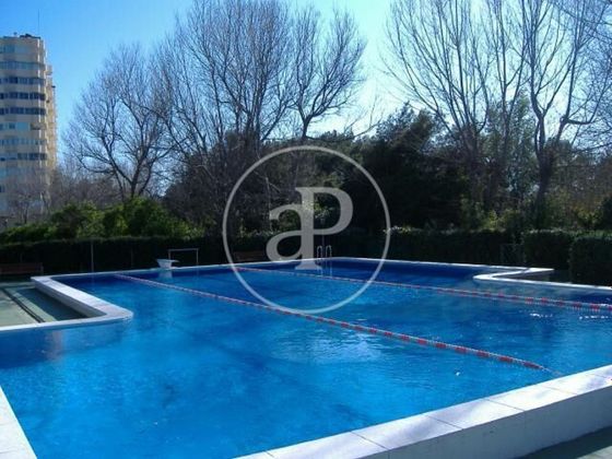 Foto 1 de Piso en alquiler en El Saler de 2 habitaciones con piscina y jardín