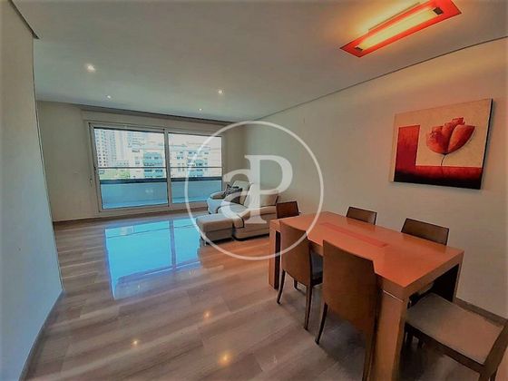 Foto 2 de Pis en venda a Benicalap de 3 habitacions amb terrassa i piscina