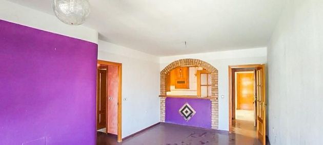 Foto 1 de Piso en venta en Motril pueblo de 3 habitaciones con terraza y garaje