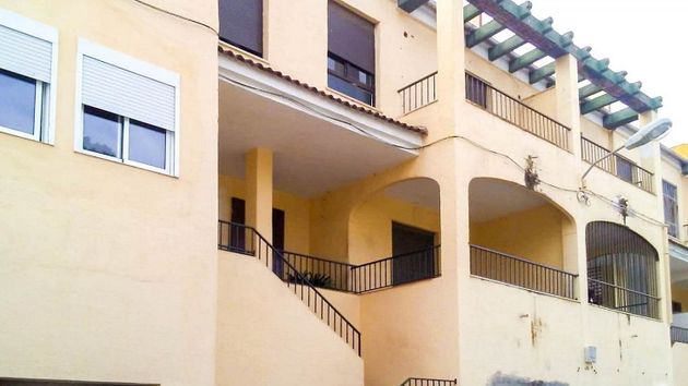 Foto 1 de Piso en venta en calle Enrique Ruiz Cabello de 4 habitaciones con terraza y balcón