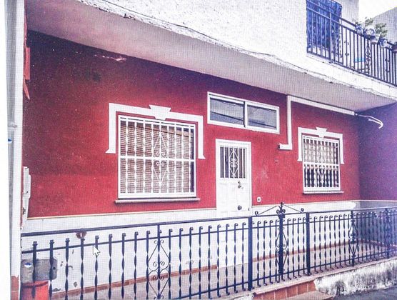 Foto 2 de Pis en venda a Barrio de la Vega de 3 habitacions i 85 m²