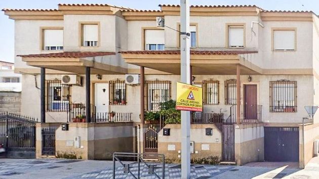 Foto 1 de Casa adosada en venta en Maracena de 3 habitaciones con garaje