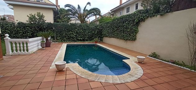 Foto 1 de Casa en venda a Sur de 6 habitacions amb terrassa i piscina
