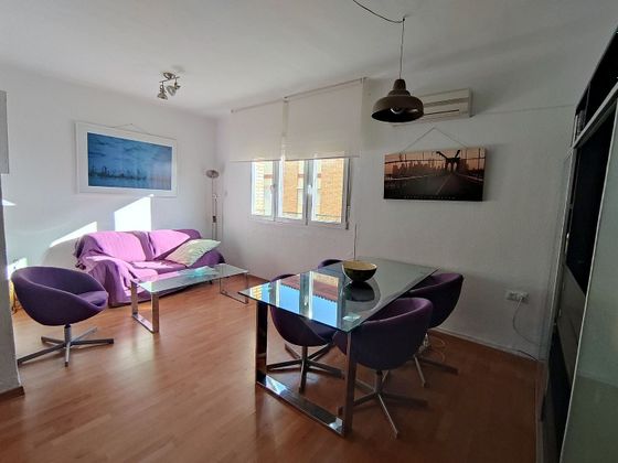 Foto 1 de Alquiler de piso en calle Joaquín Sánchez Valverde de 3 habitaciones con muebles y aire acondicionado
