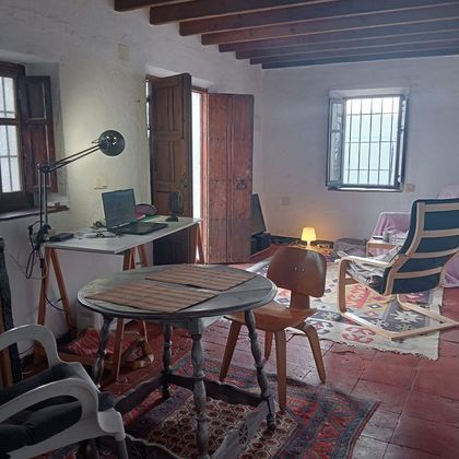 Foto 1 de Casa rural en lloguer a Moclinejo de 2 habitacions amb mobles