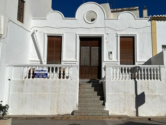 Foto 1 de Casa rural en venda a avenida De Los Madereros de 4 habitacions amb terrassa