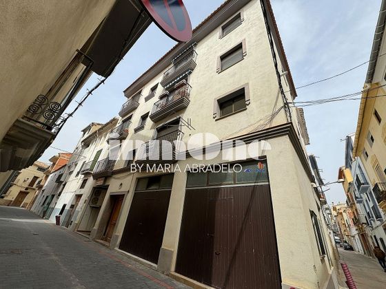 Foto 1 de Pis en venda a calle Natividad Domínguez de 3 habitacions i 73 m²