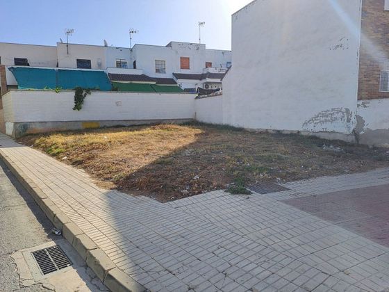 Foto 1 de Venta de terreno en Cantillana de 172 m²